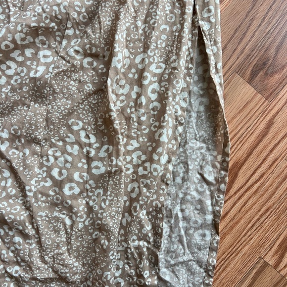 Stylish Tan Leopard Print Women's long dress - Picture 5 of 6